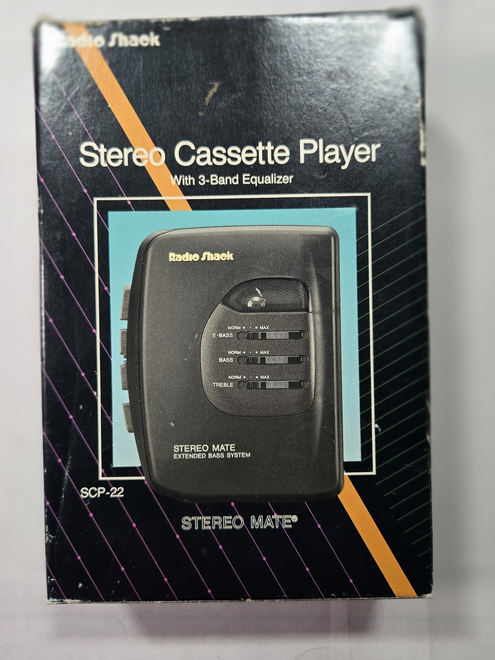 Vintage Radio Shack SCP-22 Cassette player w/equalizer Retro 90s Starlord Tape